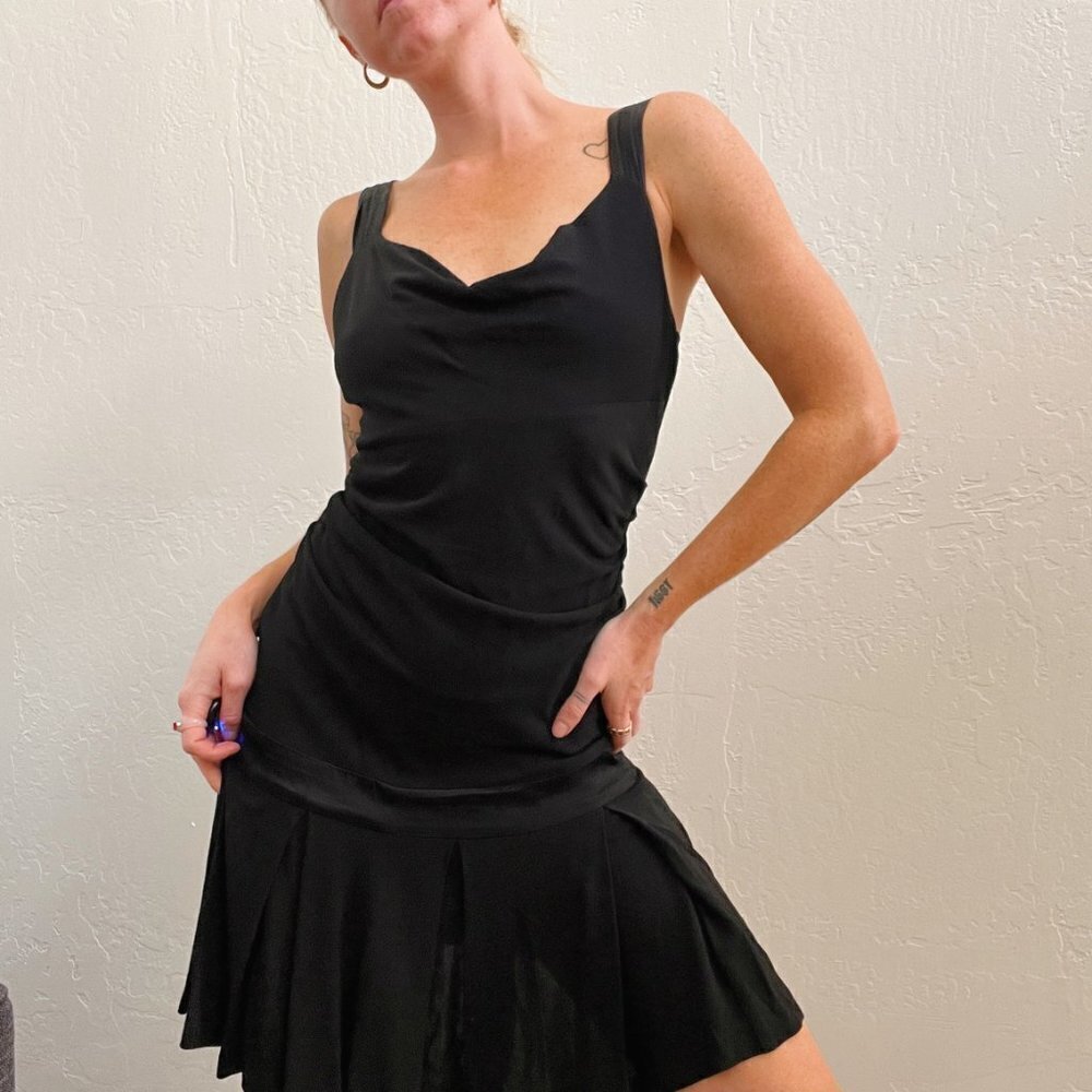 Y2K Diane Von Furstenberg Black Pleated Mini Dress - Picture 2 of 7